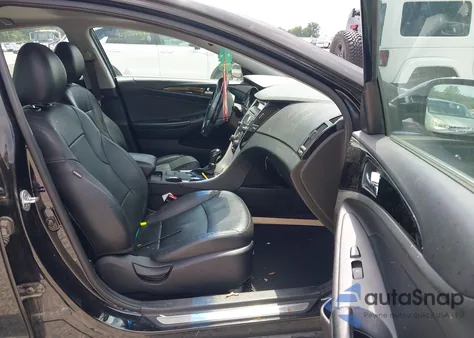 2013 Hyundai Sonata Limited z USA, uszkodzony, nr VIN 5NPEC4AC2DH518844